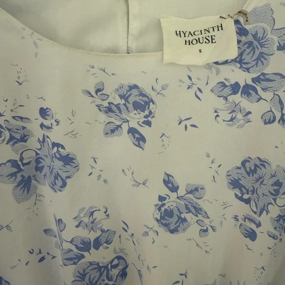 Hyacinth House Mini Dress with Puff Sleeves - Picture 3 of 11